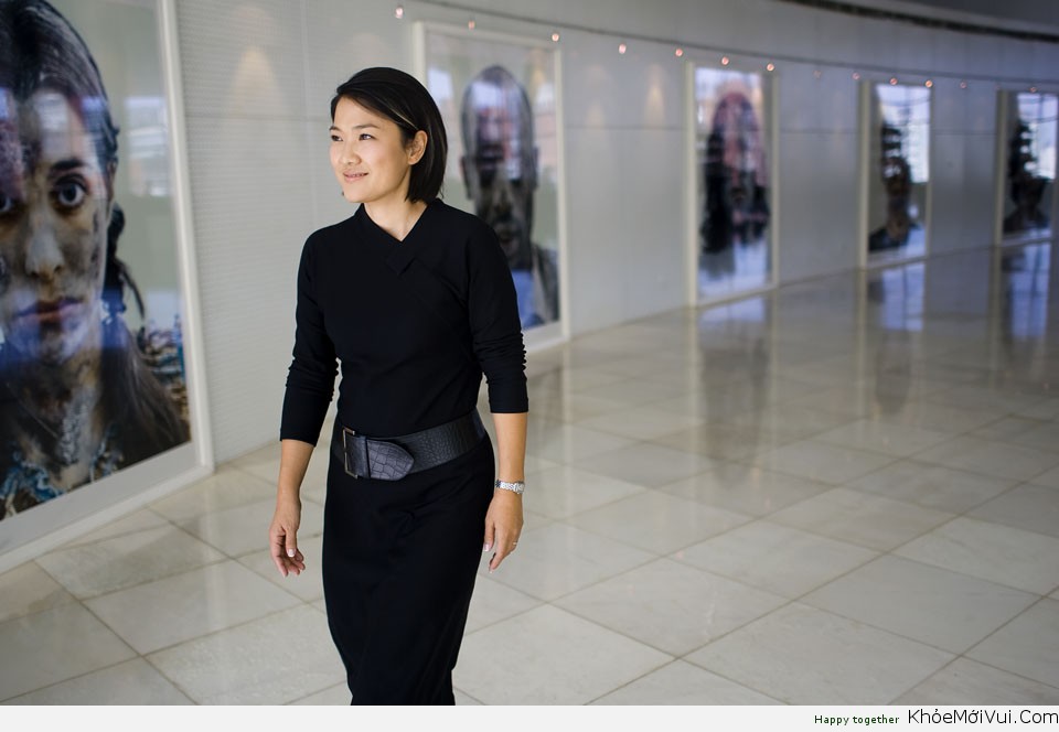 Zhang-Xin-in-SOHO-China-office_UPD3