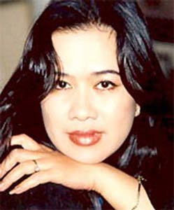 Nhà văn Nguyễn Thị Thu Huệ.