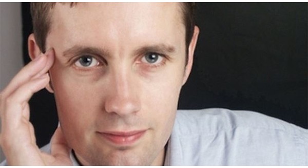 Doanh nhân thành công thường tò mò và thích đọc sách