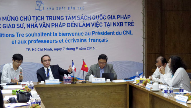 Sách là sản phẩm giải trí và cung cấp kiến thức 